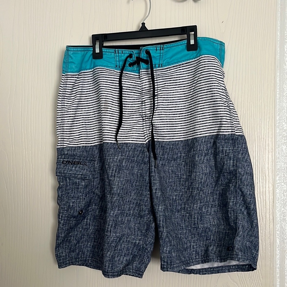 O’Neil Boardshorts size 32 *UEC*